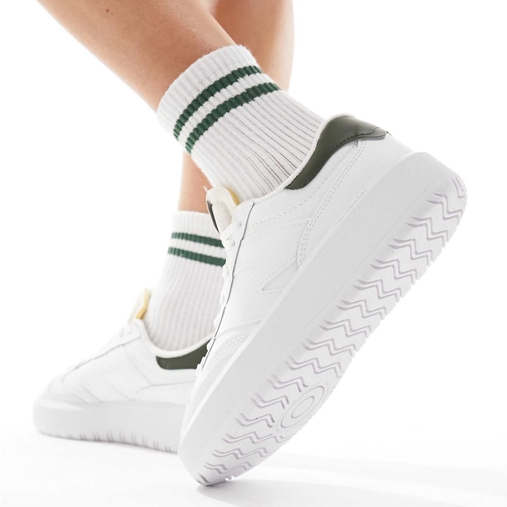New Balance Cream and White Athletic Shoes - Picture 2 of 8